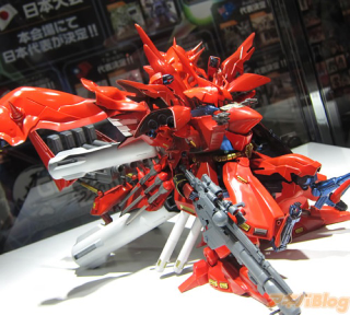 Illustration for article titled Awesome Gundam Models To Destroy Your Eyeballs